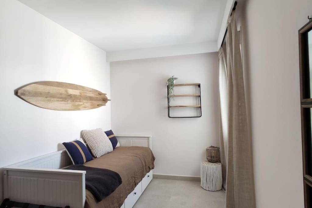 Piso Reformado De Diseno C/terraza. Playa El Ancla Appartement